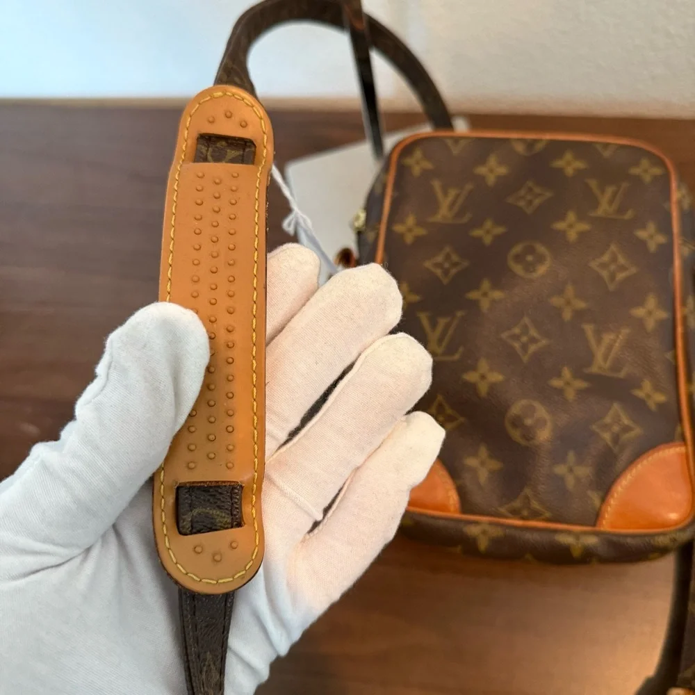 Vintage Louis Vuitton Amazon 100% Authentic‎